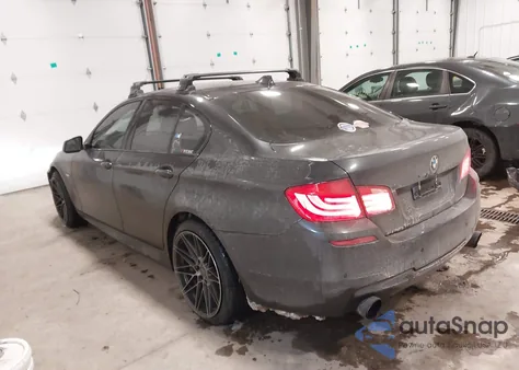 2013 BMW 535I xDrive z USA, uszkodzony, nr VIN WBAFU7C54DDU73572